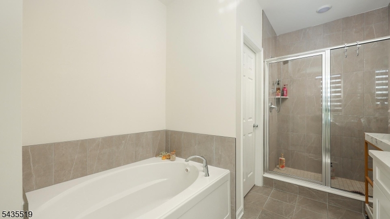 15 S Davenport St Property Photo 12