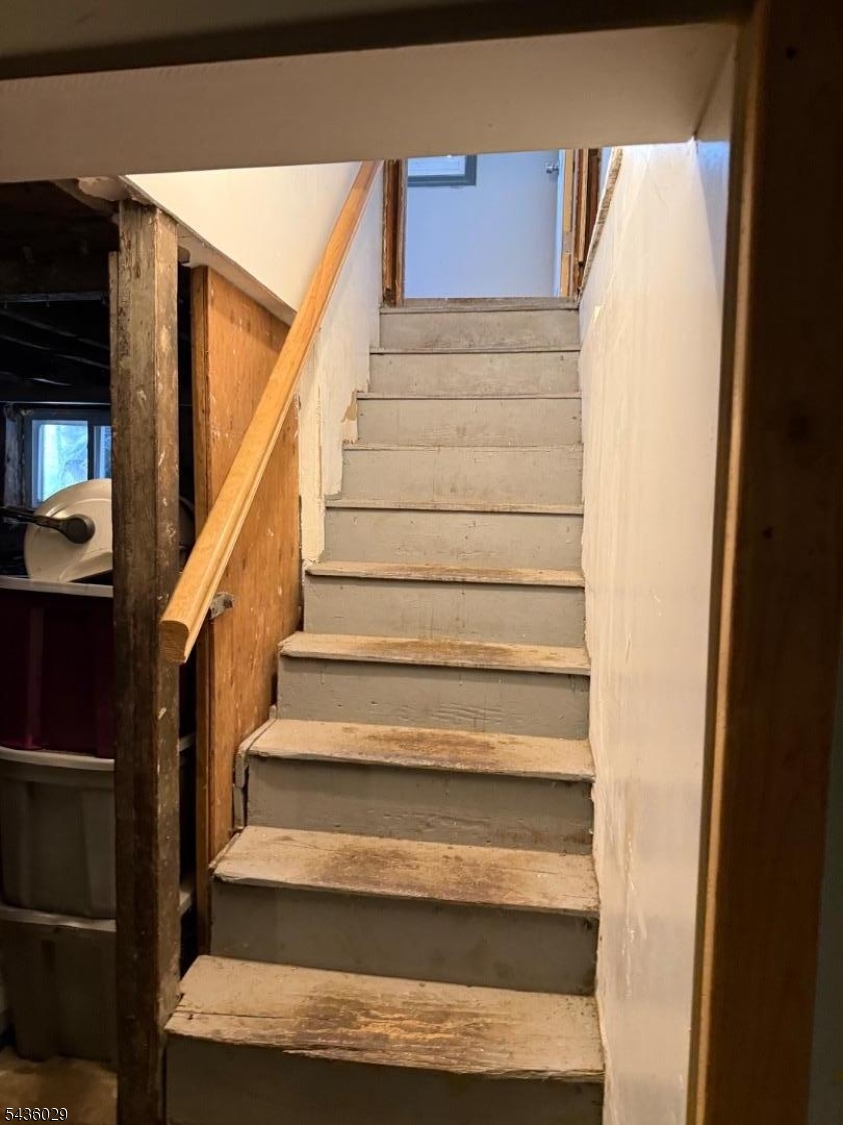 9 White Ter Property Photo 8