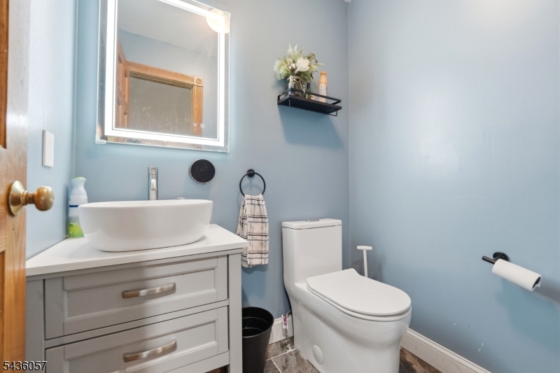 4 Meadow Oak Dr Property Photo 21
