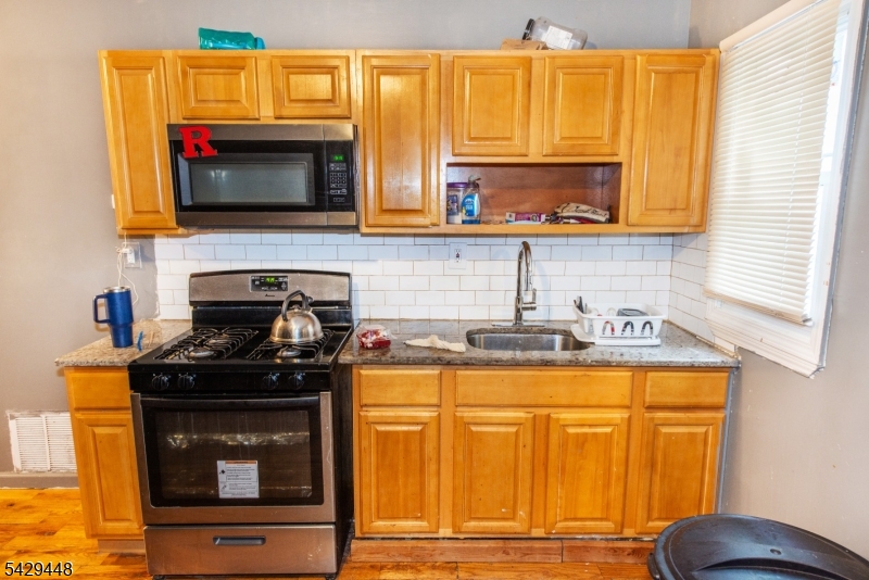 346 S 20th Property Photo 4