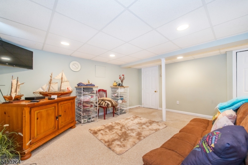 41 Frederick Ave Property Photo 23