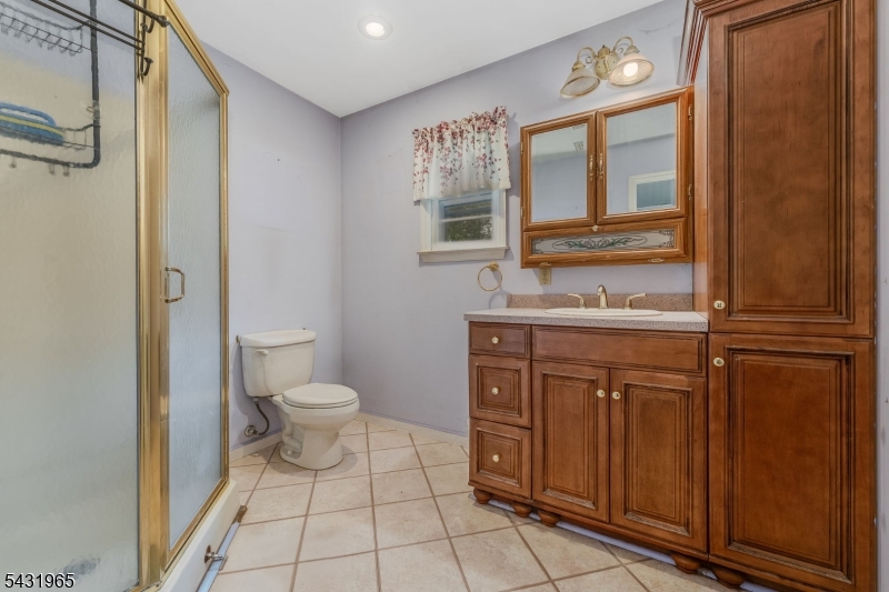 450 Us Route 46 Property Photo 11