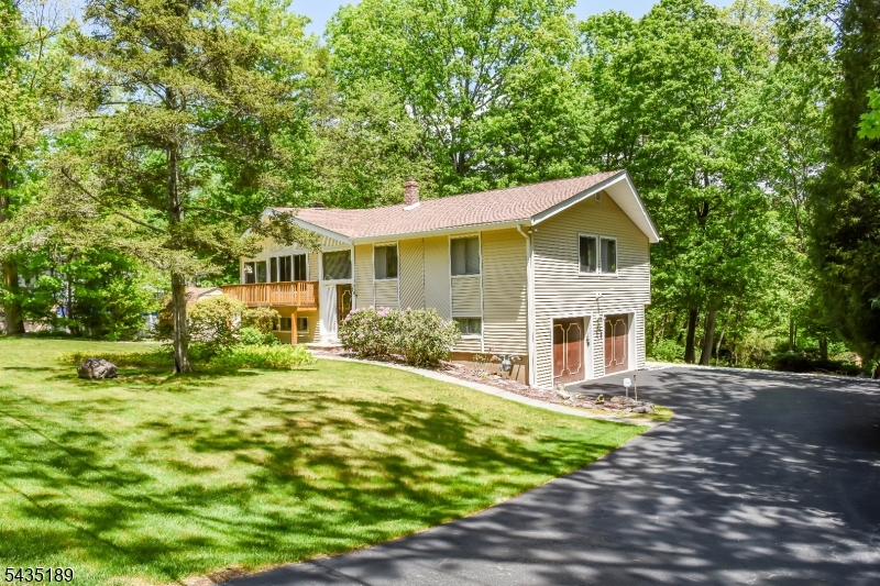 98 Gould Rd