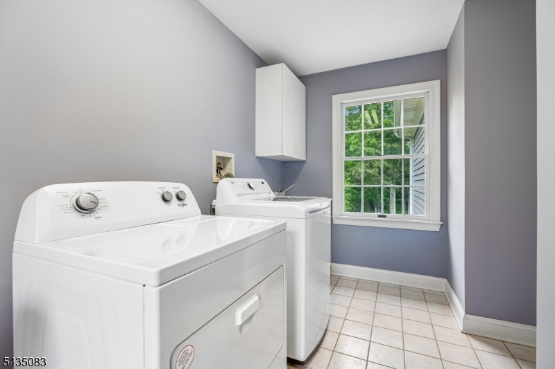 63 Emily Rd Property Photo 31