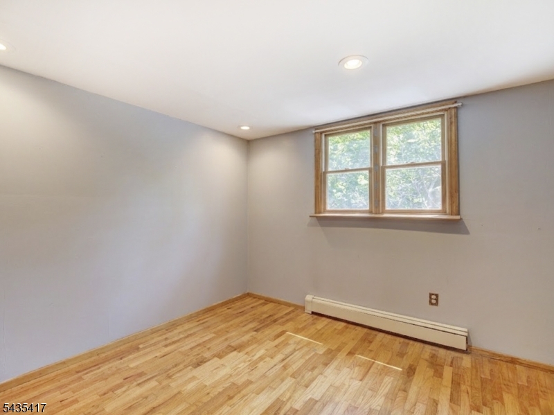 38 Orchard Dr Property Photo 16
