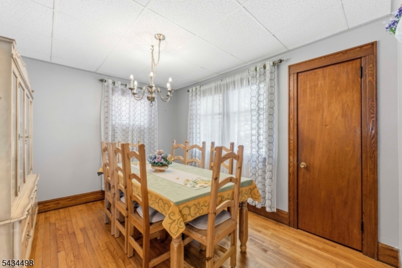 24 Robertson Rd Property Photo 6