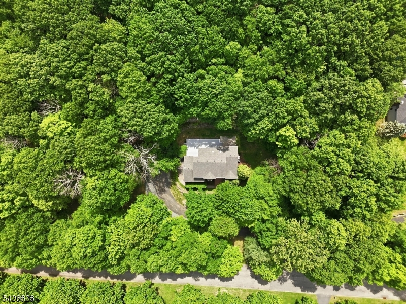 20 Indian Run Rd Property Photo 2