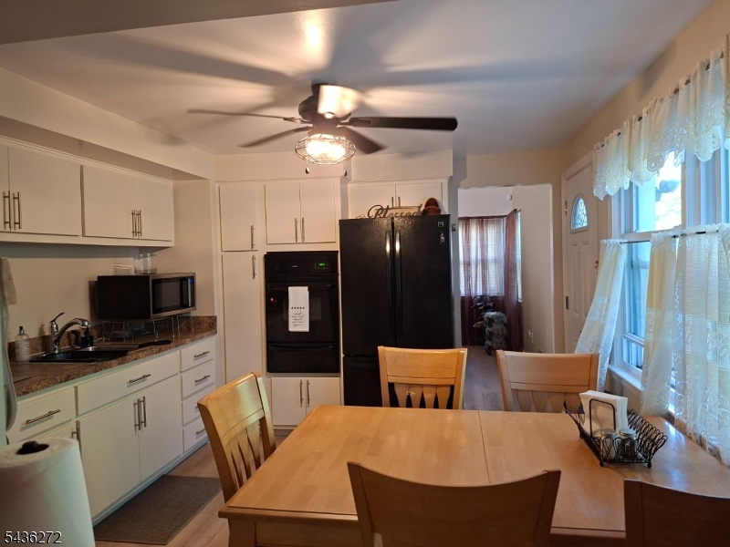 721 Taft Ave Property Photo 9