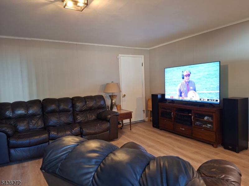 721 Taft Ave Property Photo 12