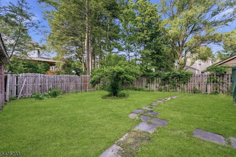 285 W Hudson Ave Property Photo 31