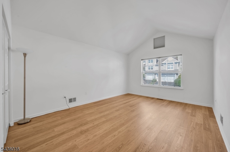 4 Woodmont Dr Property Photo 12
