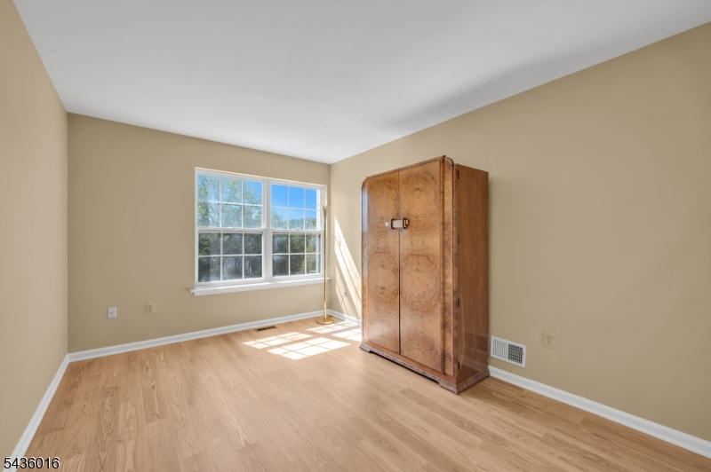 4 Woodmont Dr Property Photo 17