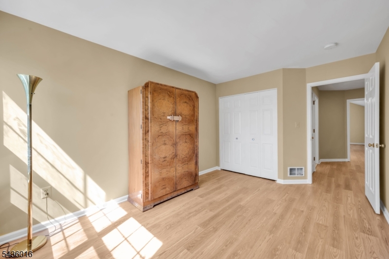 4 Woodmont Dr Property Photo 18