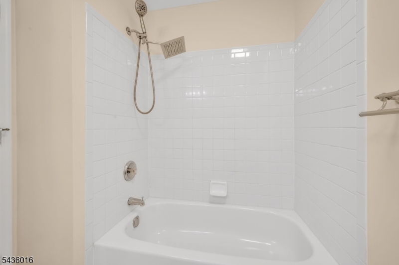 4 Woodmont Dr Property Photo 20