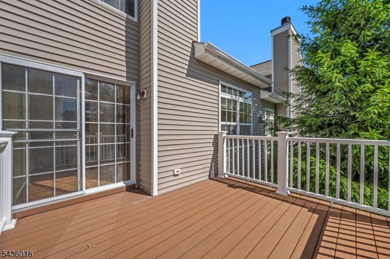 4 Woodmont Dr Property Photo 26