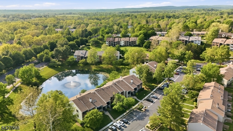 195 English Pl Property Photo 23