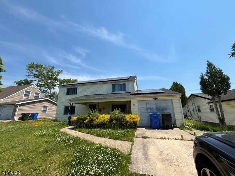 62 Hawthorne Ln Property Photo 1