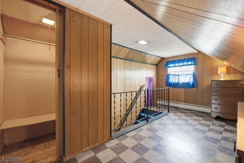 9 Winding Way Property Photo 16
