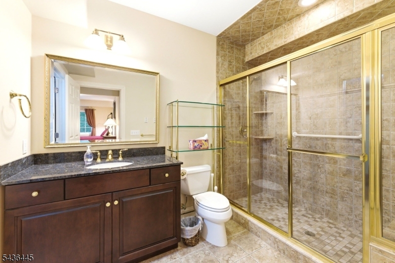 4 Windemere Way Property Photo 33