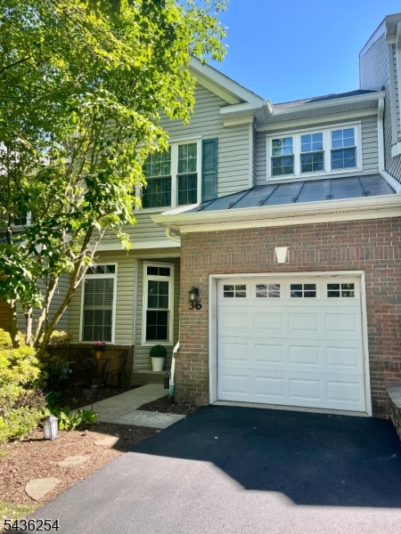 36 Loft Dr
