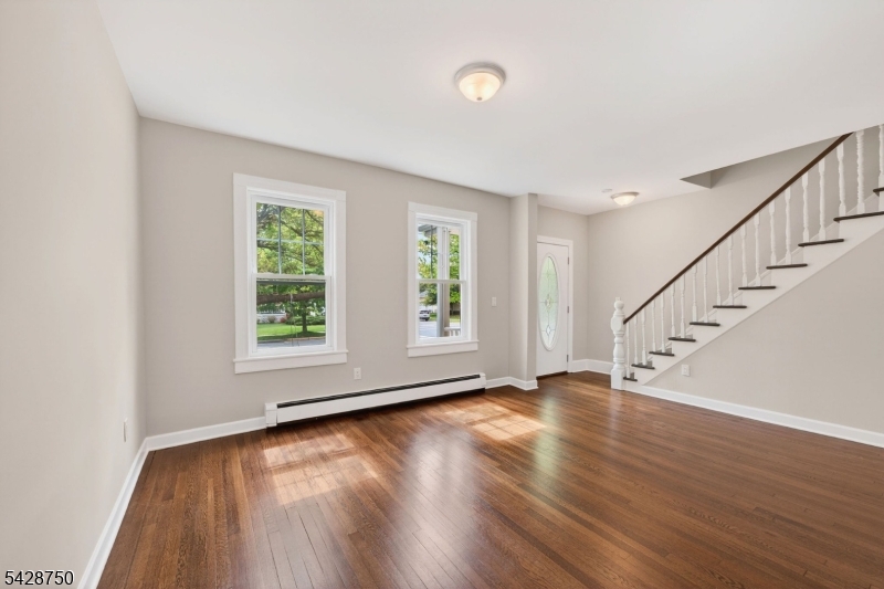 322 Madison Ave Property Photo 11
