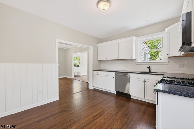322 Madison Ave Property Photo 13