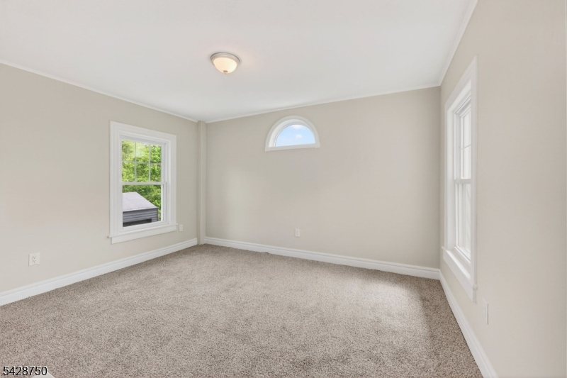 322 Madison Ave Property Photo 29