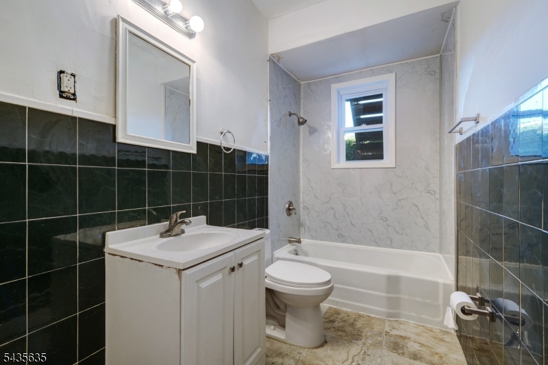 409 Ogden Pl Property Photo 10