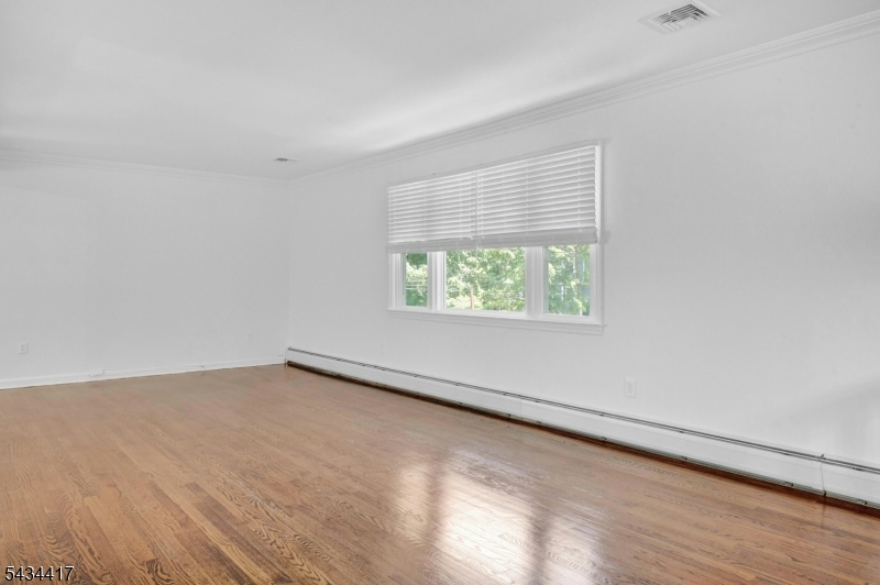 27 Shady Ter Property Photo 9