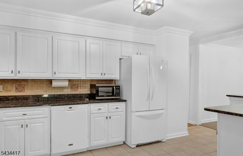 27 Shady Ter Property Photo 14