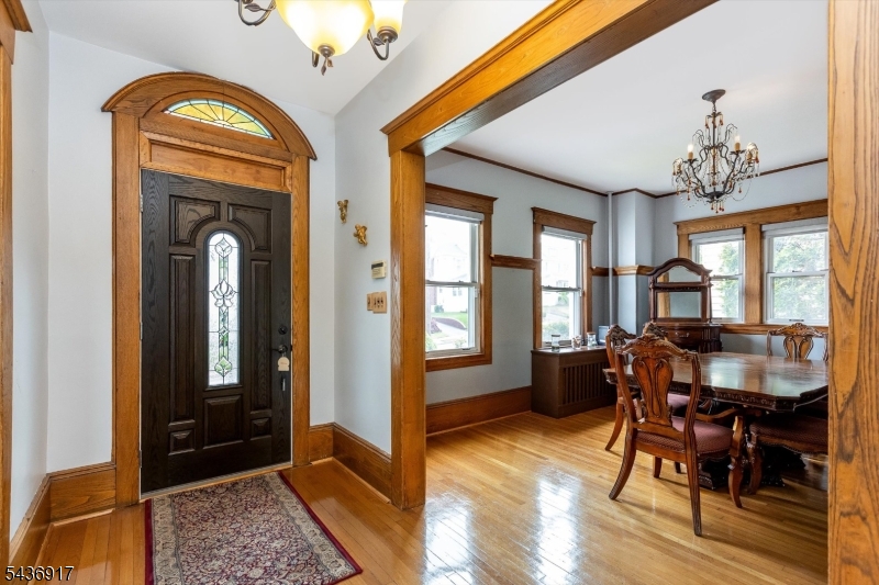 200 Washington Ave Property Photo 4
