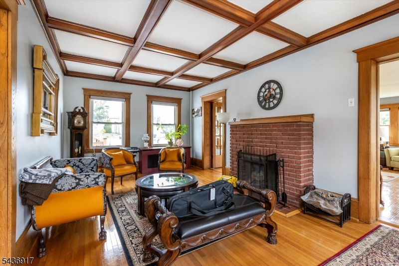 200 Washington Ave Property Photo 6