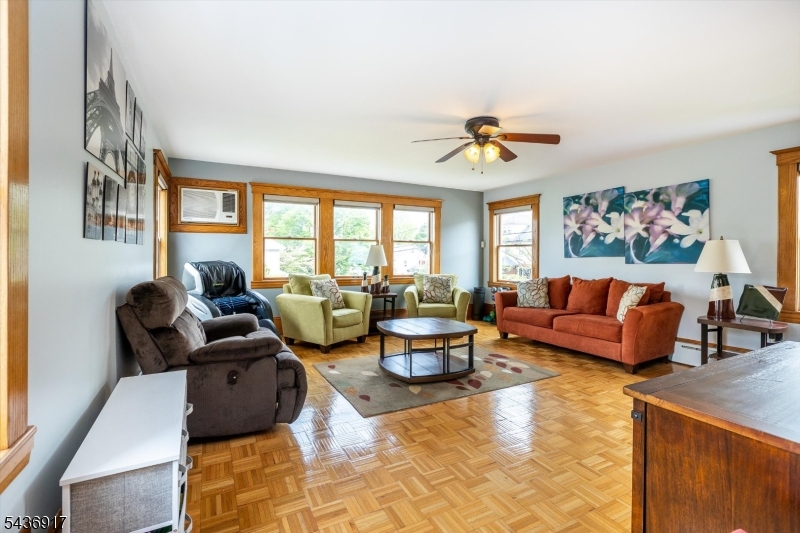 200 Washington Ave Property Photo 8