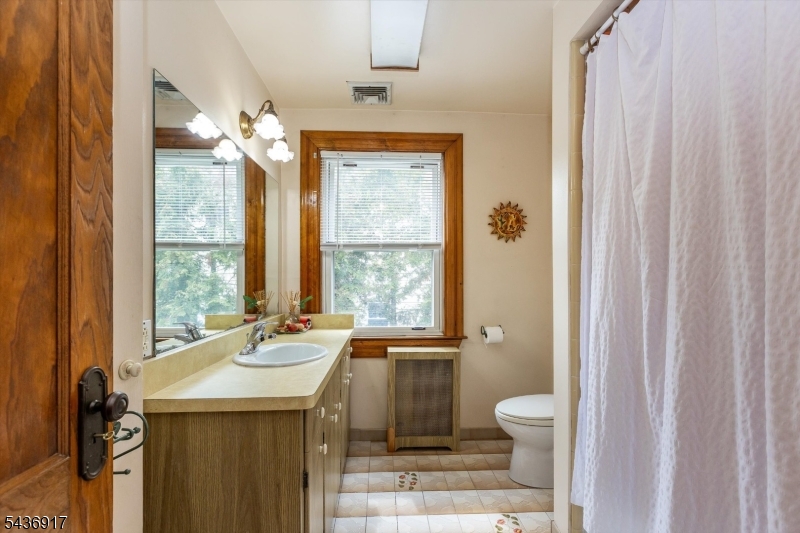 200 Washington Ave Property Photo 24