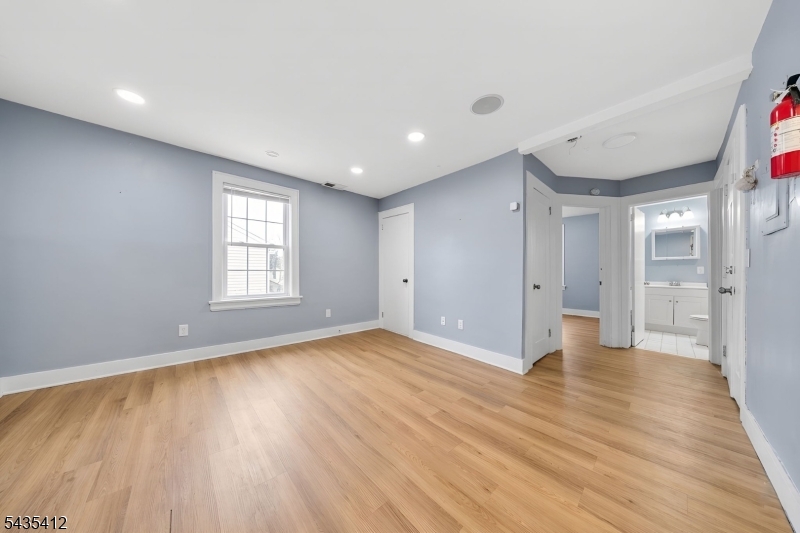 79 Delmar Pl Property Photo 20