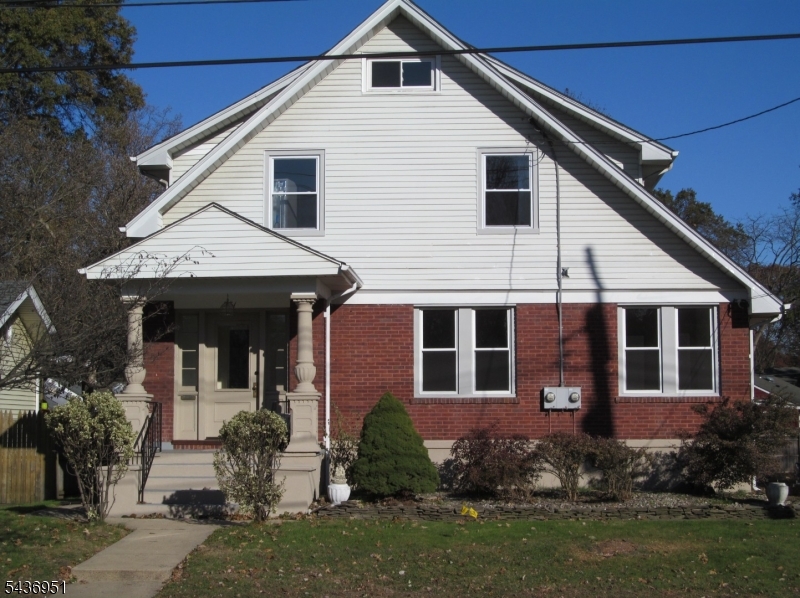 281 S Washington Ave 2 Property Photo 17