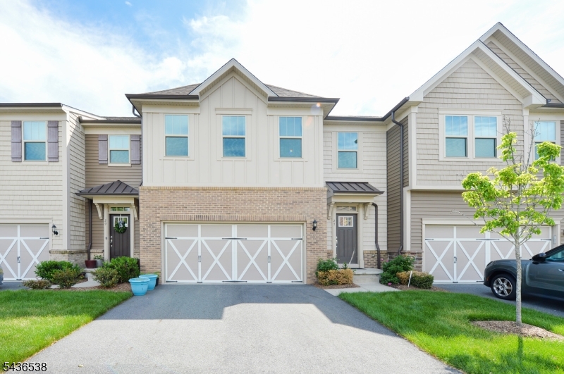 27 Winfield Dr Property Photo 1