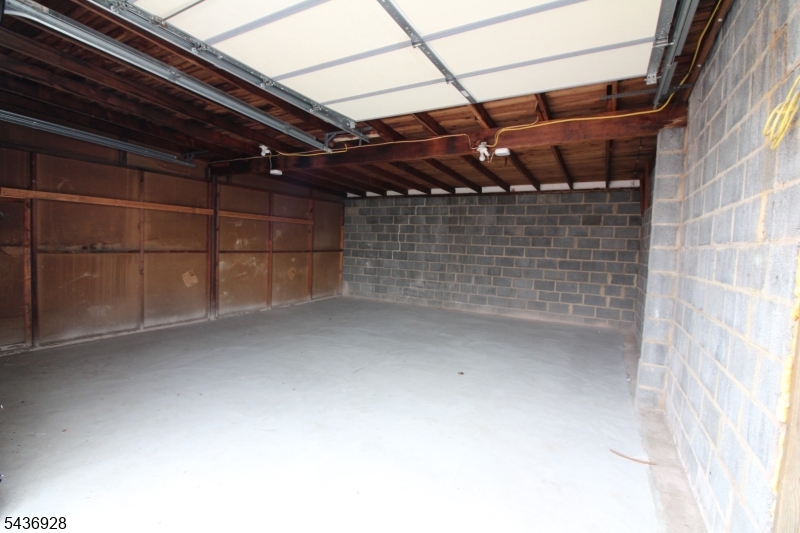 16 Main Street Property Photo 4