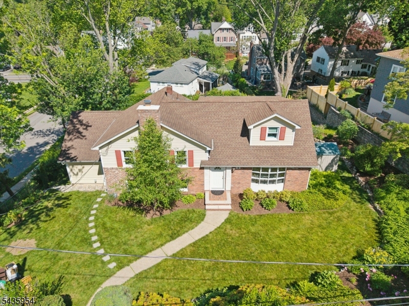 30 Crestwood Rd Property Photo 36