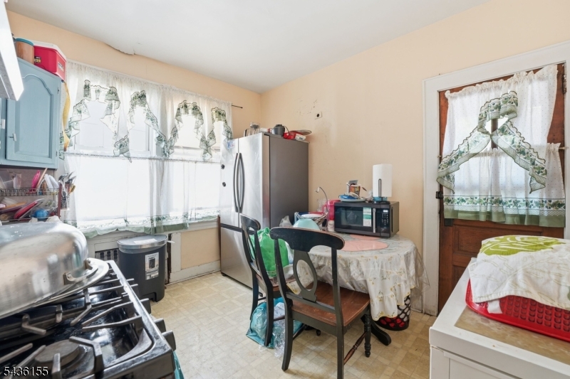 23 Orchard St Property Photo 12