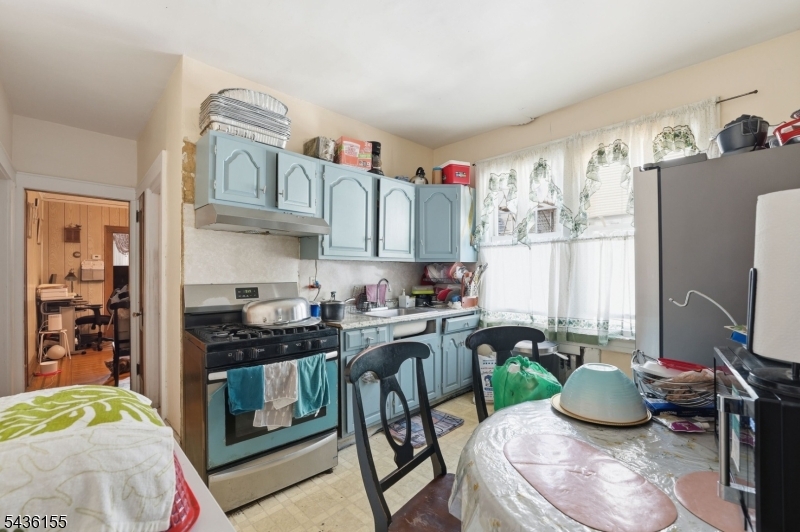 23 Orchard St Property Photo 13