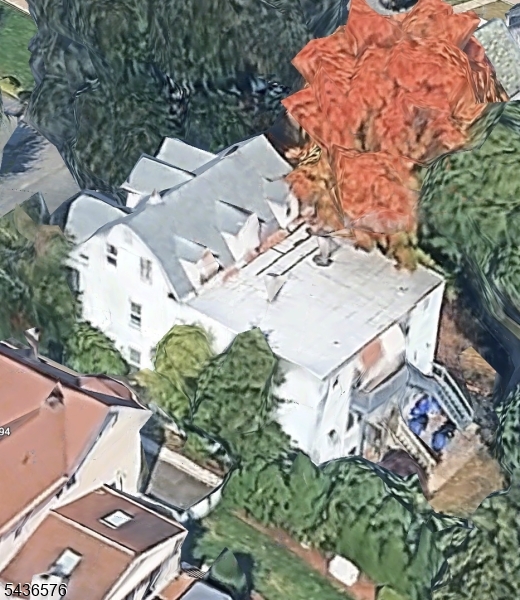 96 Hillside Ave Property Photo 3