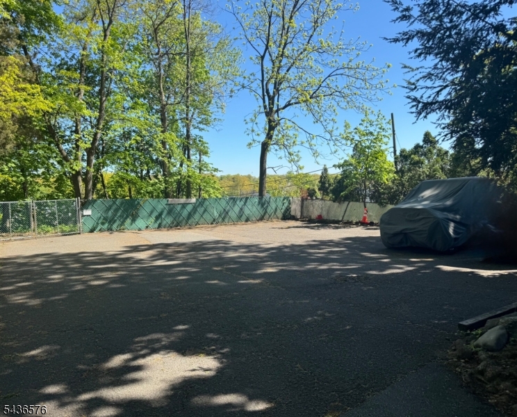 96 Hillside Ave Property Photo 19