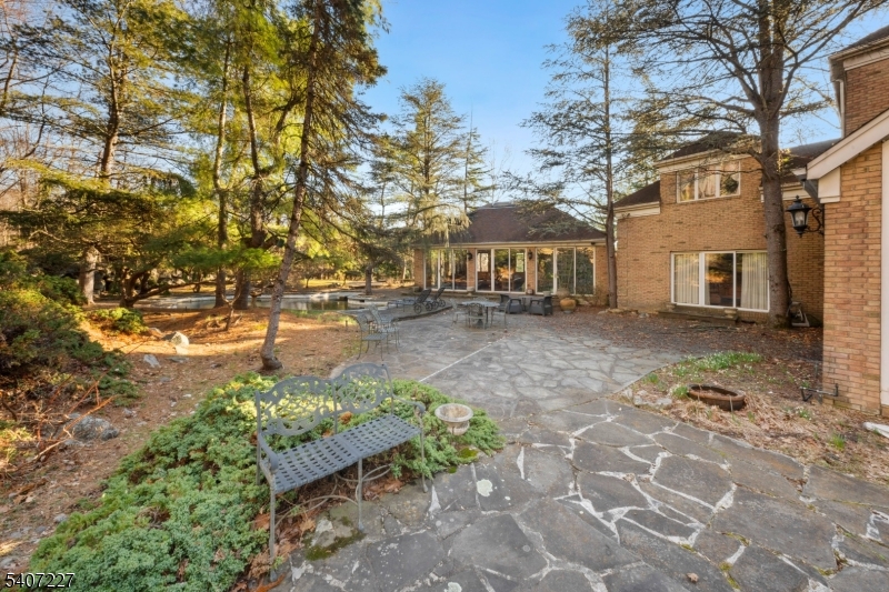 12 E Saddle River Rd Property Photo 39