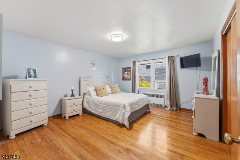 72 Clarendon Pl Property Photo 15
