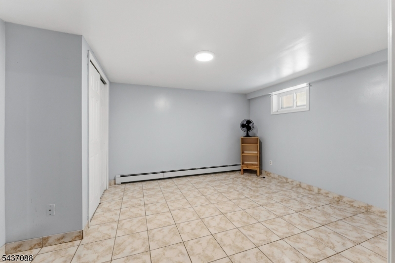 72 Clarendon Pl Property Photo 28