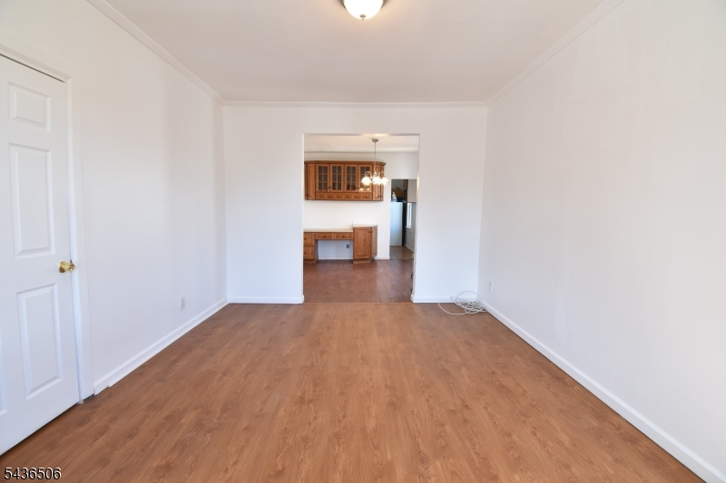 94 Grant St 2 Property Photo 3