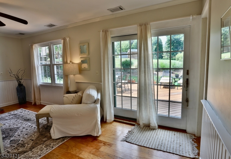 13 Raritan Dr Property Photo 16