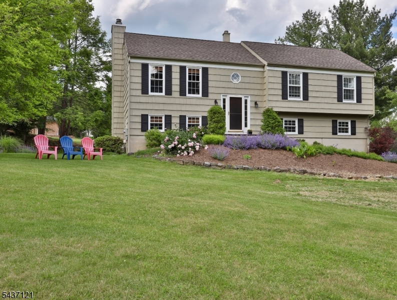 13 Raritan Dr Property Photo 20