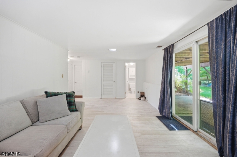 8 Nottingham Drive Property Photo 17